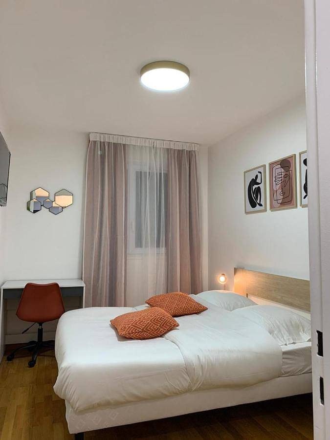 Location de vacances pour 2 personnes, avec jardin et terrasse à Bobigny - 4