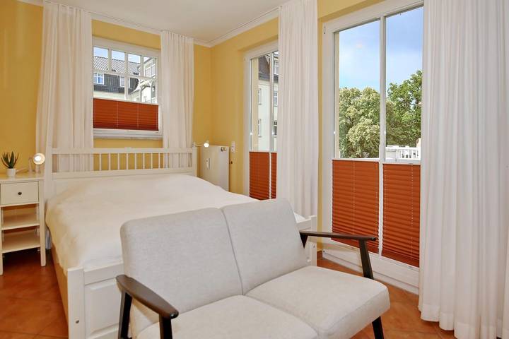 Ferienwohnung für 2 Personen, mit Balkon und Sauna in Kühlungsborn