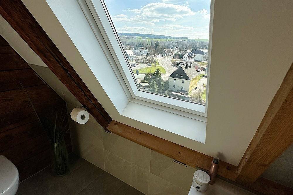 Geheel appartement, Doornroosje-Loft in Marienberg, Ertsgebergte