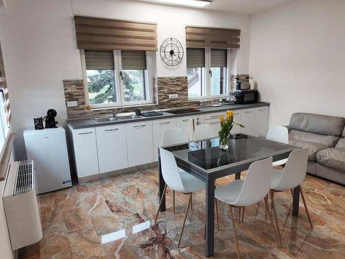 Appartamento per 5 persone, con Terrazza e Giardino a Bastia Umbra