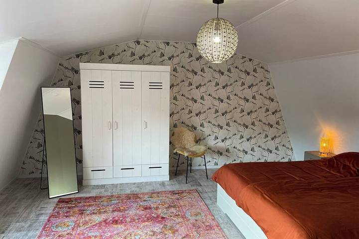 Unique houseboat with private garden and free parking in Rotterdam, Hollande-Méridionale