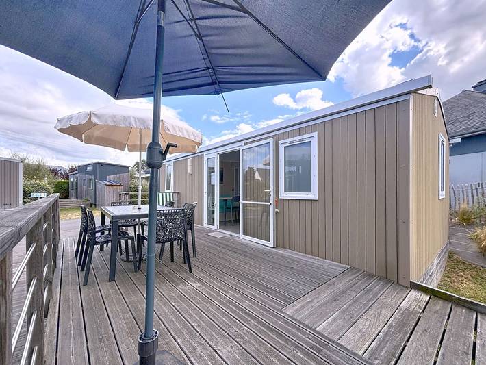 Camping pour 4 personnes, avec terrasse et piscine à Jullouville
