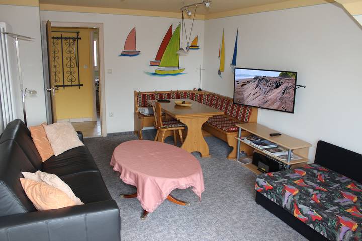 Ganze Wohnung, Ferienwohnung Ab 2.Stock ohne Balkon in Unteruhldingen, Uhldingen-Mühlhofen