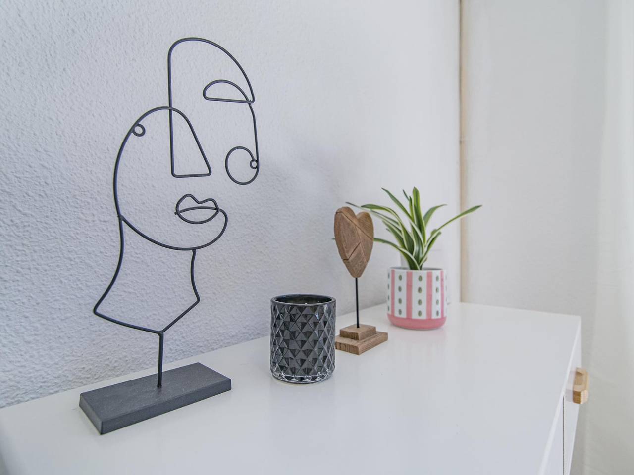 Ganze Wohnung, Gemütliche Wohnung mit Balkon in der Nähe von Granada Zentrum in Beiro, Granada