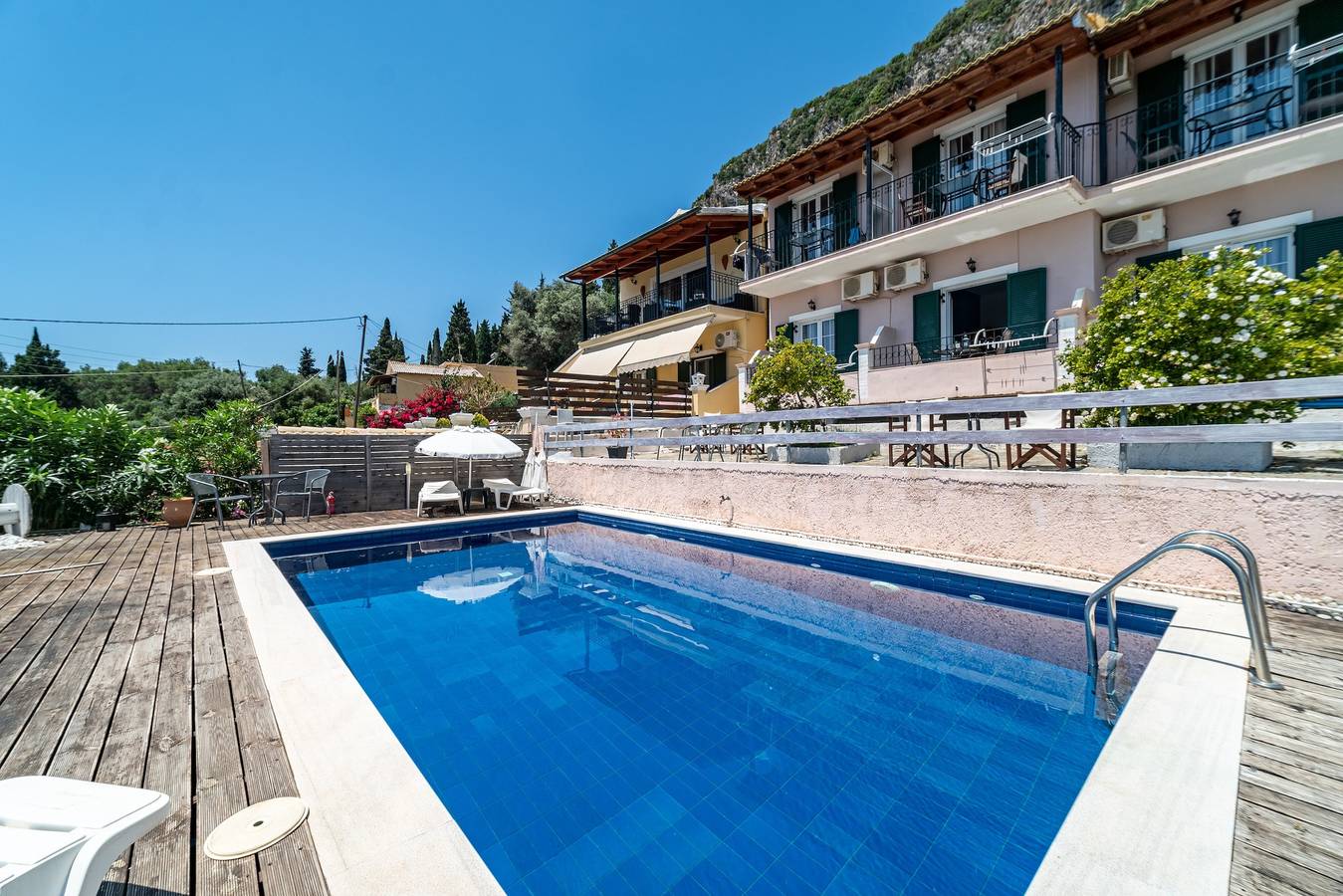 Hotel Apartment "Spyridoula Studio 3" with Sea View, Shared Pool & Wi-Fi in Paleokastritsa, Corfu