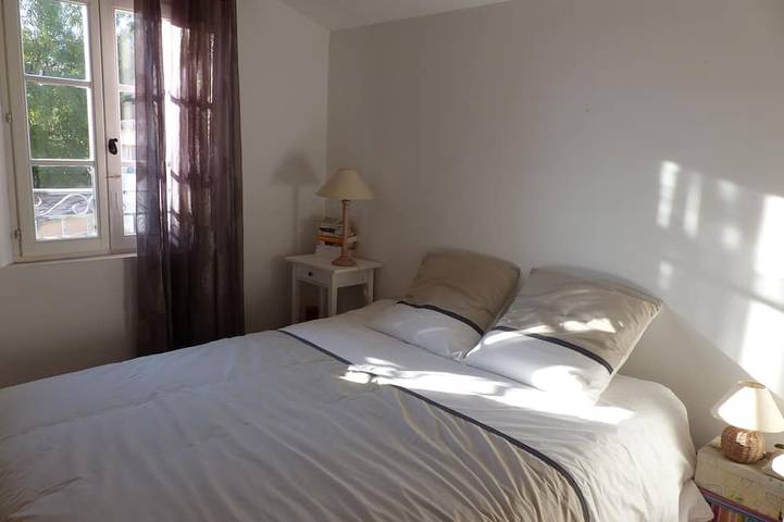 Gîte pour 4 personnes, avec jardin à La Garde - 3