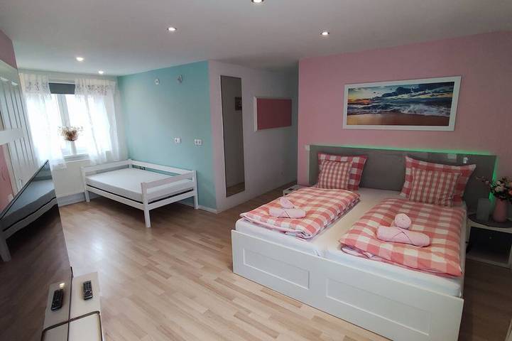 Ferienwohnung für 7 Personen, mit Garten und Balkon in Saalfeld/Saale - 2