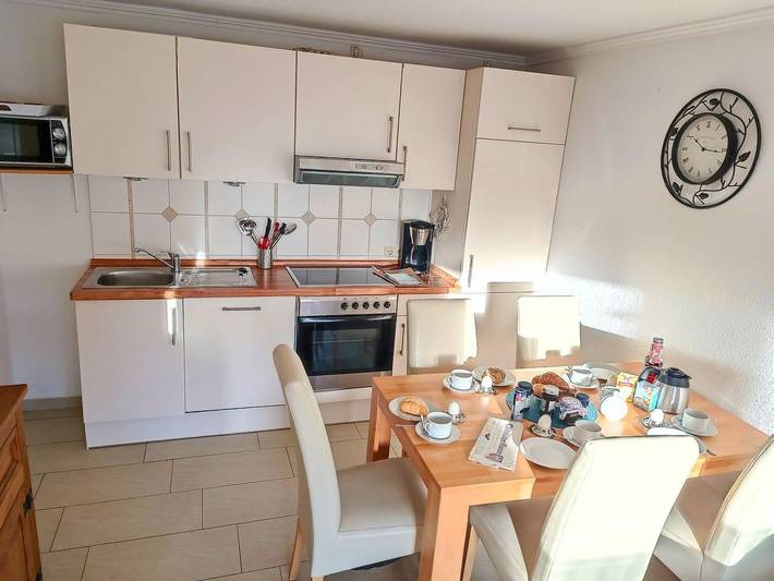 Hütte für 5 Personen, mit Terrasse und Garten in Norddeich - 4