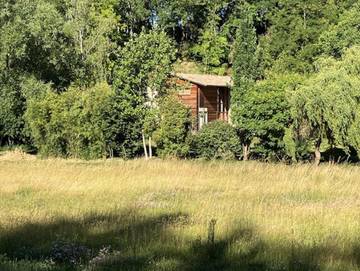 Gîte pour 2 personnes, avec vue et jardin à Pommiers
