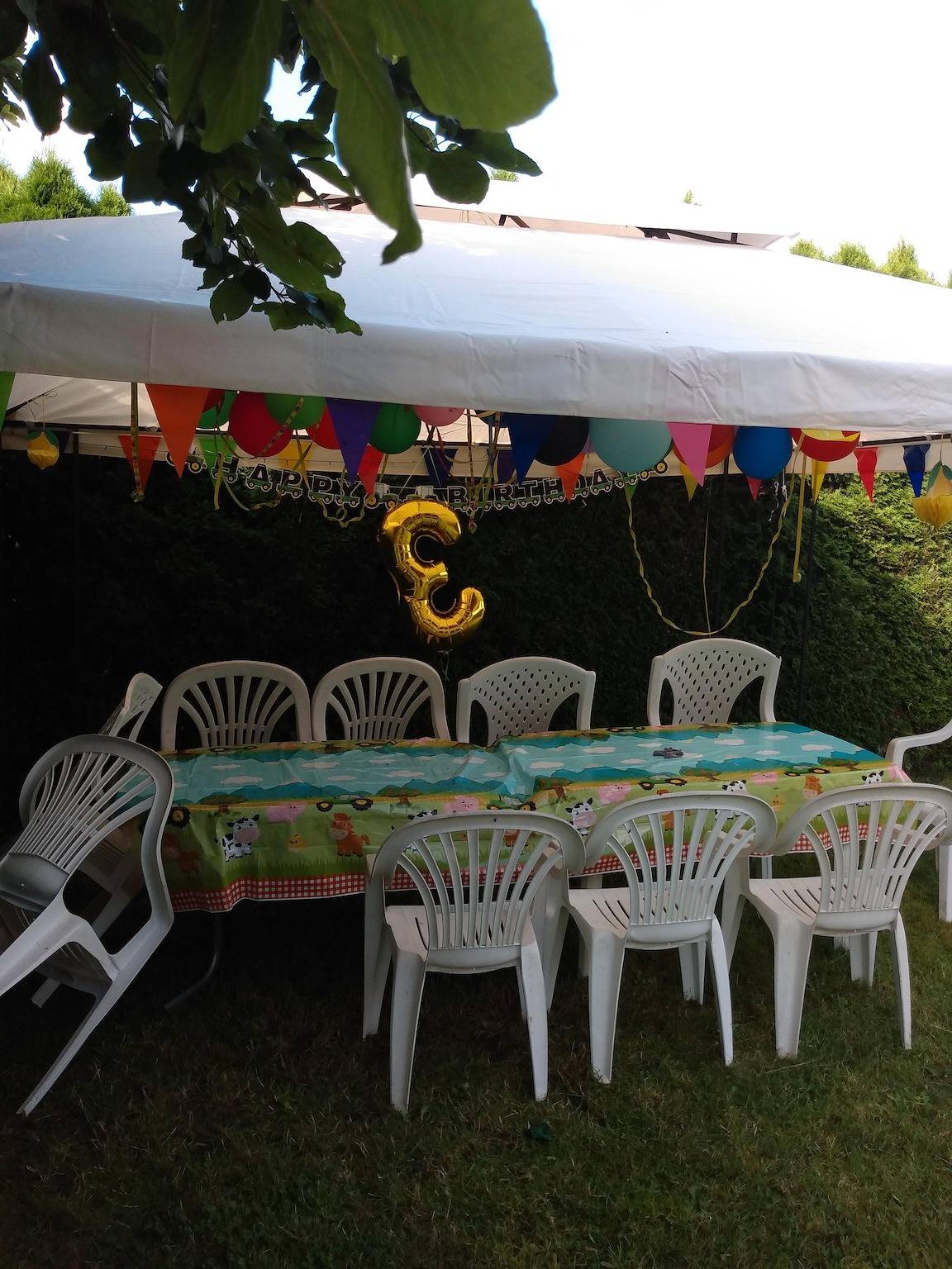 Ganze Ferienwohnung, 9-Bett-Ferienwohnung in Brandscheid, Naturpark Hohes Venn-Eifel