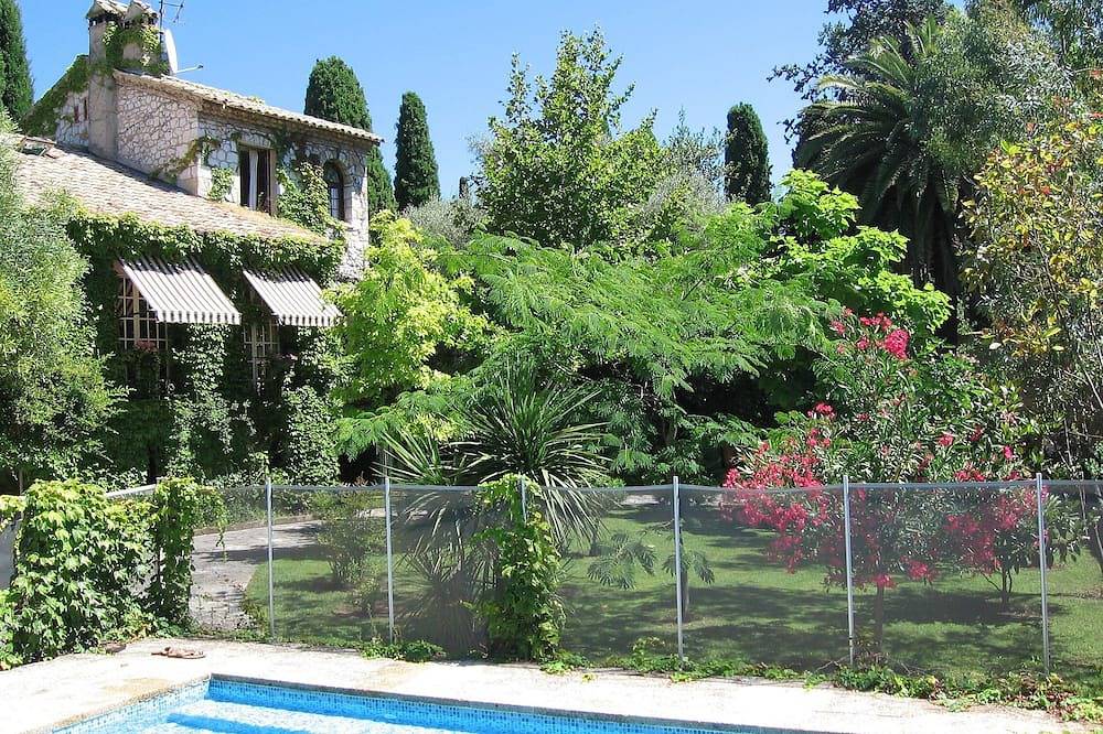 Preciosa antigua villa de piedra con piscina privada, a corta distancia de la playa in Vence (Alpes Marítimos), Region de Cannes