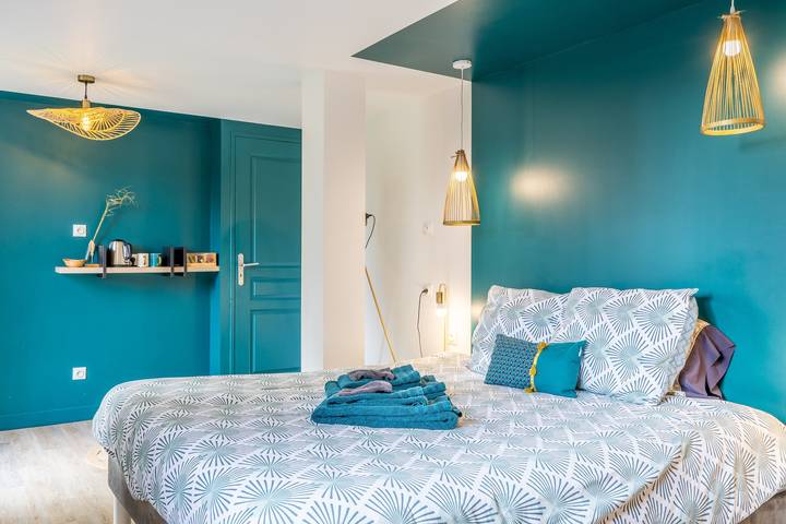 Location de vacances pour 3 personnes, avec jardin, adapté aux familles à Saint-Michel-Mont-Mercure - 3