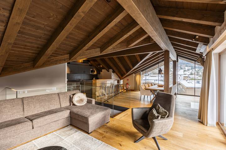 Ferienwohnung für 8 Personen, mit Balkon und Terrasse sowie Sauna in Ehrwald