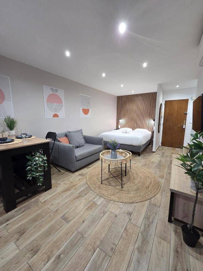 Gîte pour 2 personnes, avec balcon à Massy - 2