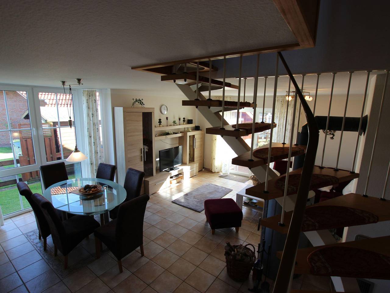 Ferienhaus Conny mit Badesteg u. Ruderboot in Großefehn, Landkreis Aurich