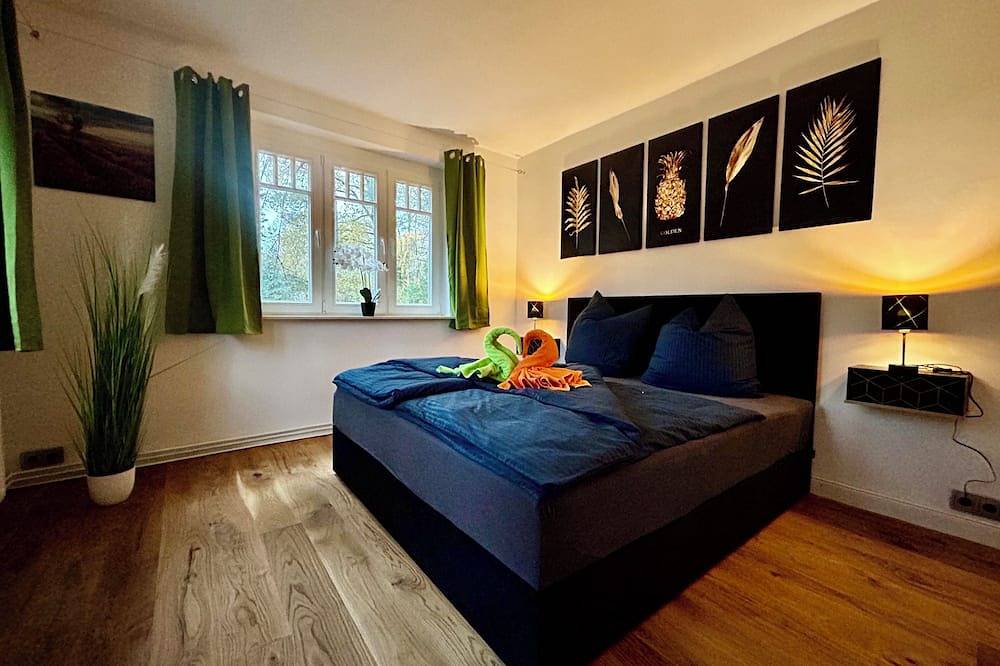 Ferienhaus im Grünen mit Kamin in Schmachtenhagen, Oranienburg