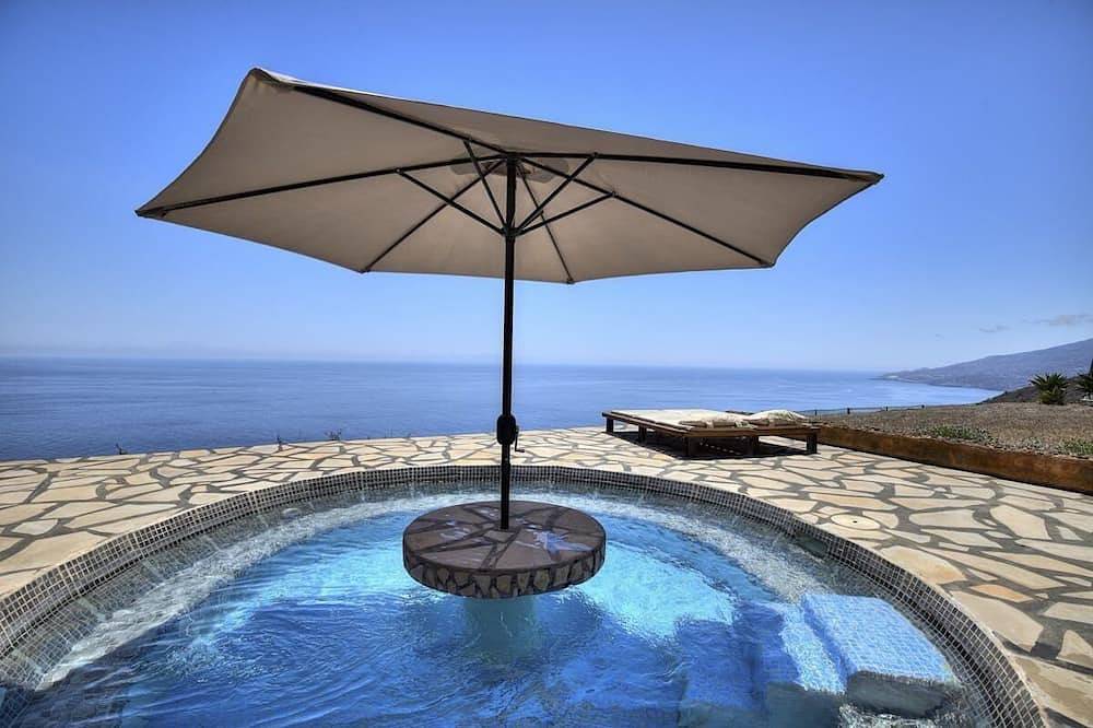 Apartamento entero, Dream view 800m to the sea. Top location to the highlights of the east side. Conservatory in Puntallana, La Palma Norte