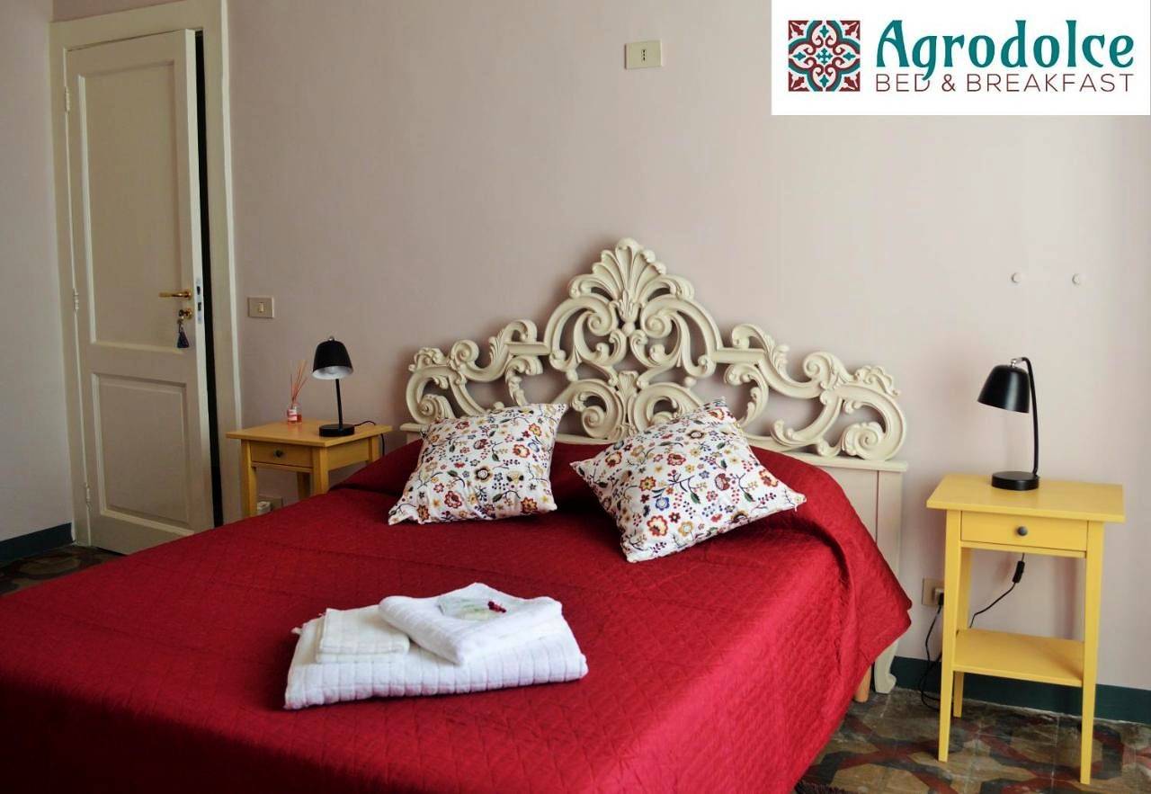 Family Suite with Balcony in Barcellona Pozzo di Gotto, Messina Provinz