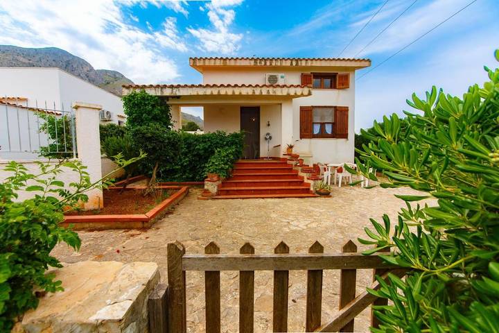 Villa für 9 Personen, mit Garten und Ausblick, mit Haustier - 1