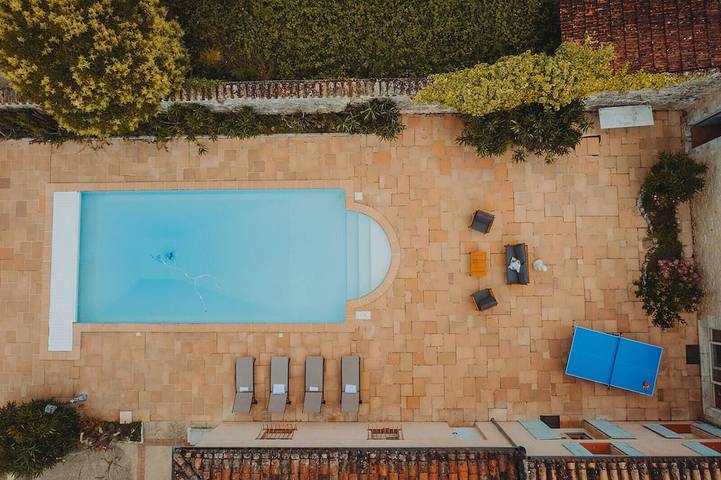 Gîte pour 10 personnes, avec jardin à Vianne