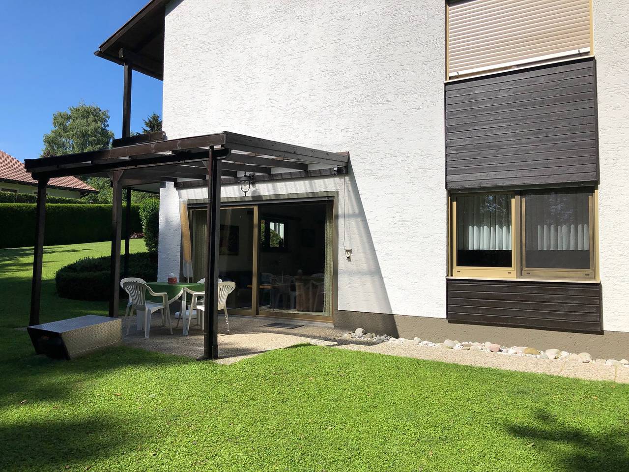 Ganze Ferienwohnung, Ferienwohnung Gausburg - große Ferienwohnung für 2 - 3 Personen, 80qm, 2 Schlafzimmer, überdachte Terrasse in Saaldorf-Surheim, Rupertiwinkel