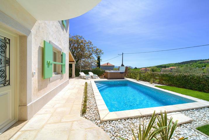 Villa pour 8 personnes avec terrasse in Ville de Krk, Krk