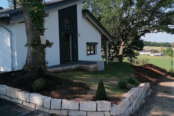 Ferienhaus für 5 Personen, mit Terrasse und Garten in Vöhl