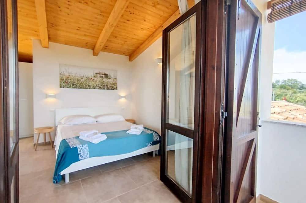 Stunning  villa for 2 people with Wifi, Tv, patio, panoramic view and parking in Zambrone, Vibo Valentia Province