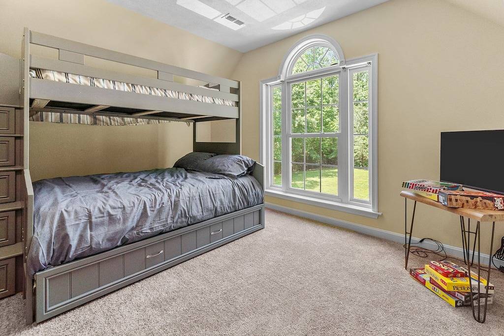 Waterfront property, private dock, kayaks, paddle boards, broadband internet. in Northumberland County