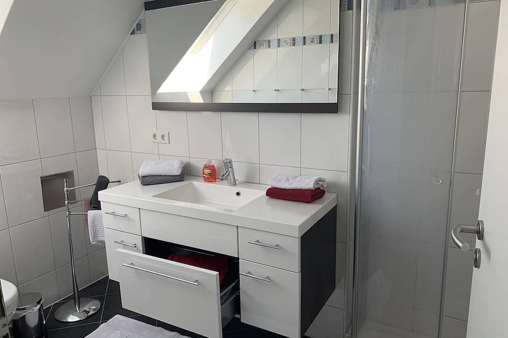 Entire apartment, Comfortably furnished vacation apartment (40sqm) in the Nuremberg countryside in Lauf an der Pegnitz, Frankenalb