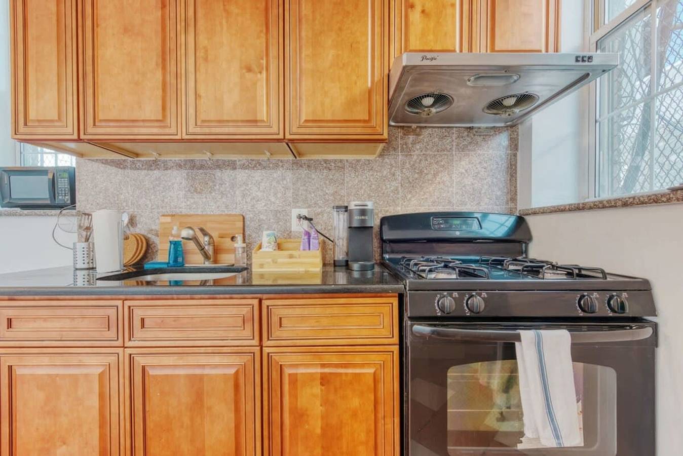 Apartamento entero, Stairway   3Br Apt w W D Ideal for Groups in Filadelfia, Pensilvania
