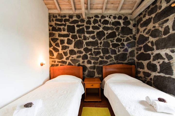 Ferienhaus für 4 Personen, mit Garten und Ausblick sowie Pool auf Pico (Azoren) - 3