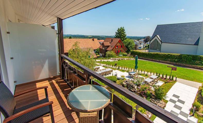 Hotel für 4 Personen, mit Ausblick und Sauna sowie Garten und Pool, mit Haustier in Loßburg - 4