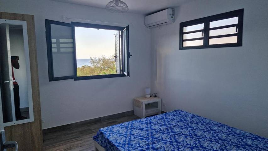 Location de vacances pour 3 personnes, avec jardin ainsi que piscine et vue dans Plage du Rocroy - 4