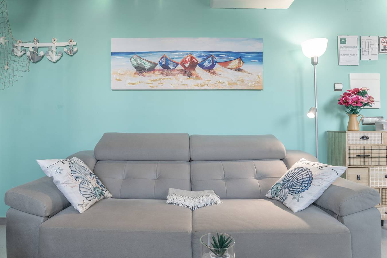 Apartamento entero, Apartamento 'Mar, A Pie De Playa' con Wi-Fi y aire acondicionado in Playa La Victoria, Cádiz