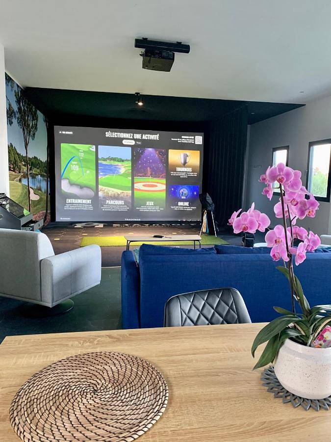 Chambre d’hôte pour 4 personnes, avec vue ainsi que jardin et piscine à Cagnes-sur-Mer - 4