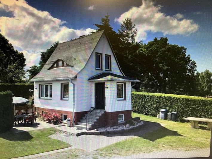 Location de vacances pour 4 personnes, avec Terrasse et Jardin ainsi que Piscine et Vue dans Konigerode - 2
