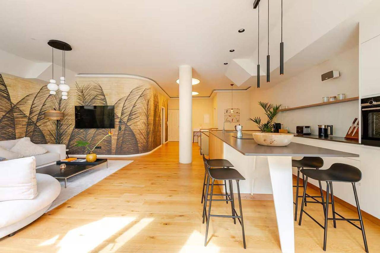 Two-Bedroom Deluxe Apartment in Stadtbezirk 01 Altstadt-Lehel, München