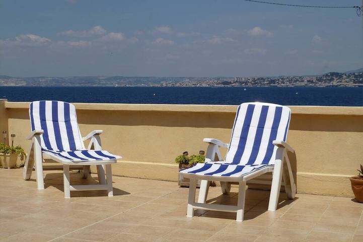 Villa pour 6 personnes, avec Jacuzzi ainsi que Terrasse et Jardin à Marseille
