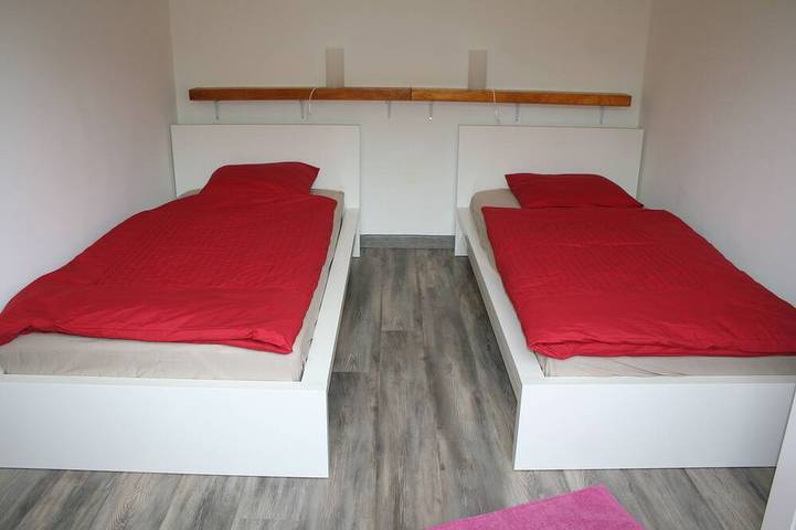 Gîte pour 4 personnes, avec piscine et jardin, animaux acceptés à Brach - 3