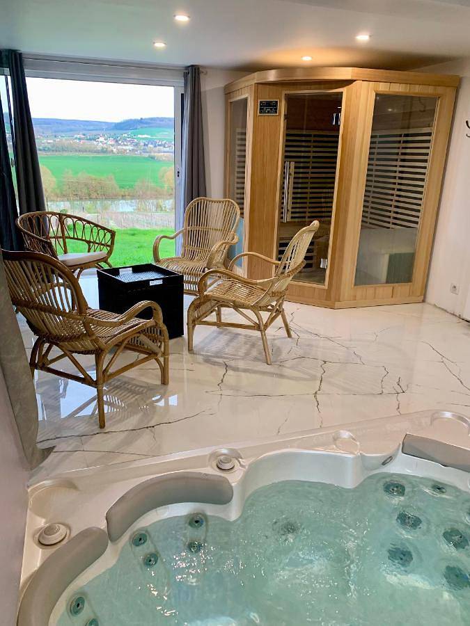 Appartement entier, Superbe appartement avec spa privatif in Vincelles (Marne), Marne