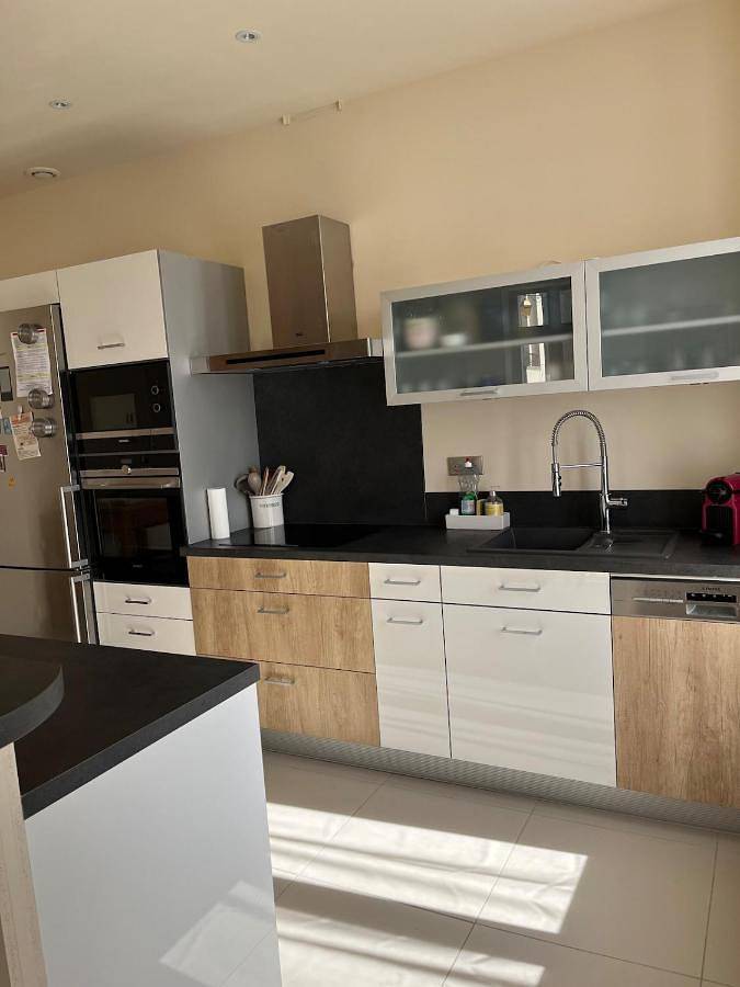 Location de vacances pour 11 personnes, avec piscine et jardin à Quarante - 2