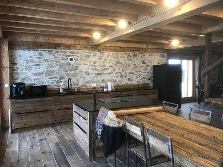 Gîte pour 15 personnes, avec jardin et jacuzzi à Allemond - 2