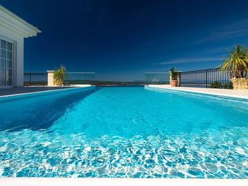 Villa für 8 Personen, mit Pool und Balkon in Crikvenica