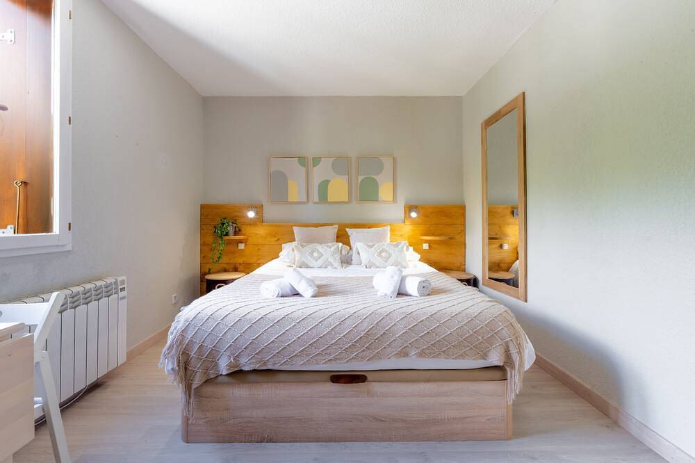 Appartement entier, Appartement idéal pour les couples à Enveitg in Enveitg, Parc naturel régional des Pyrénées catalanes