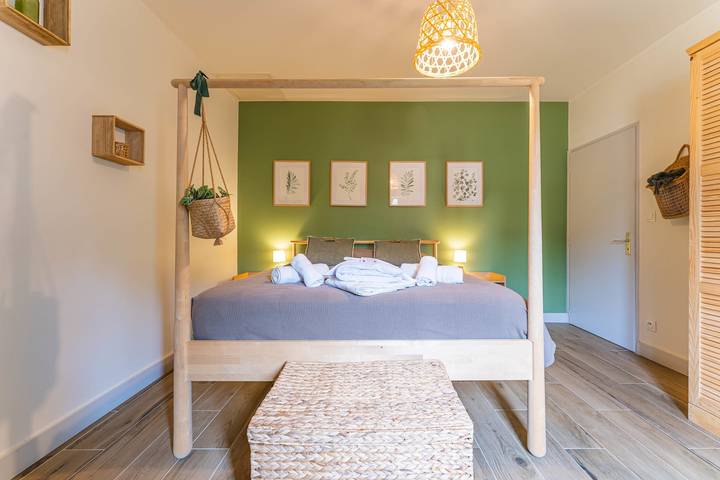 Gîte pour 4 personnes, avec jardin, adapté aux familles à Naujac-sur-Mer - 2