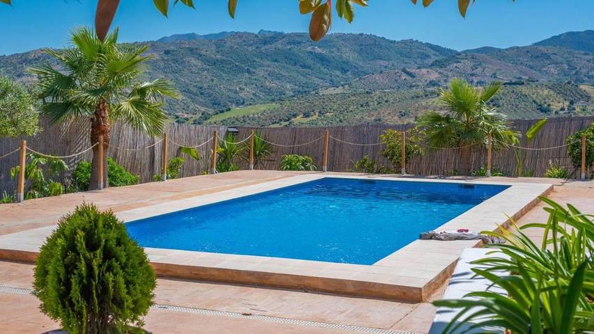 Casa rural para 10 personas, con Terraza además de Jardín y Piscina en Tolox - 2