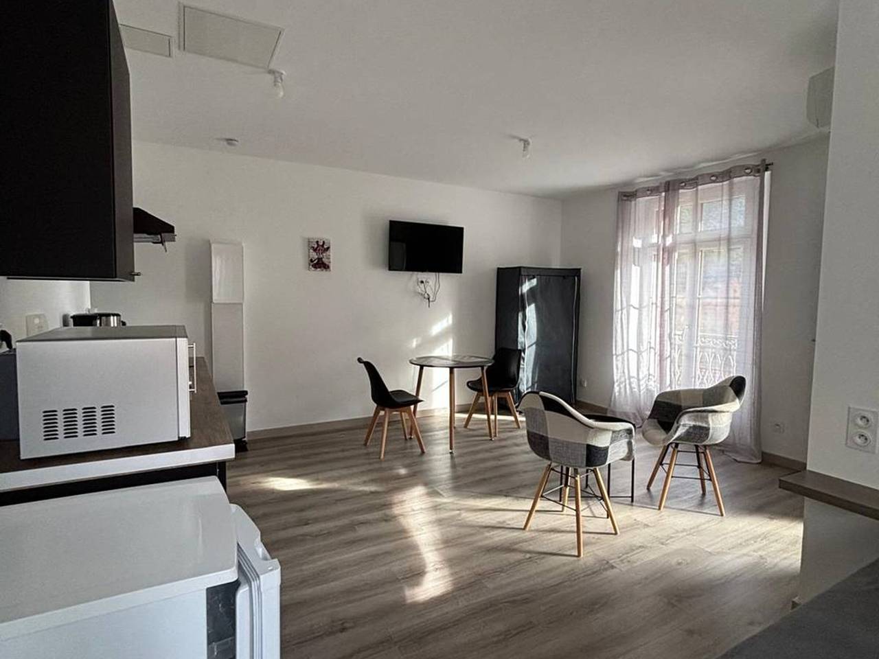 Studio entier, Studio meublé au centre, animaux admis, climatisation - Amélie-les-Bains in Amélie-les-Bains-Palalda, Région de Céret