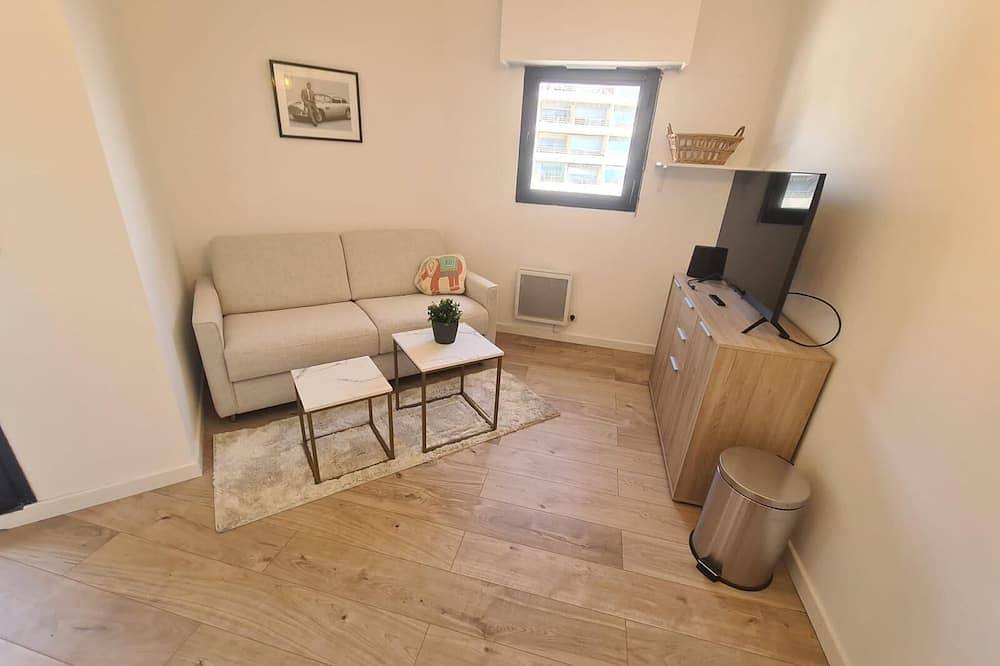 Ganze Wohnung, Bocca Cabana - Studio Cannes La Bocca 5 minutes' walk from the station and bus stop in Cannes La Bocca, Cannes