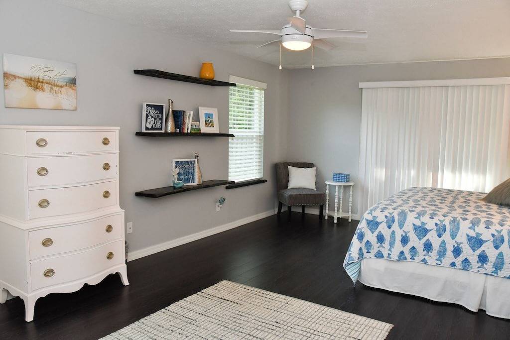 Ganze Wohnung, Gemütlich, lustig und fabelhaft! Nur wenige Schritte vom St. Augustine Beach entfernt in St. Augustine Beach, St. Augustine